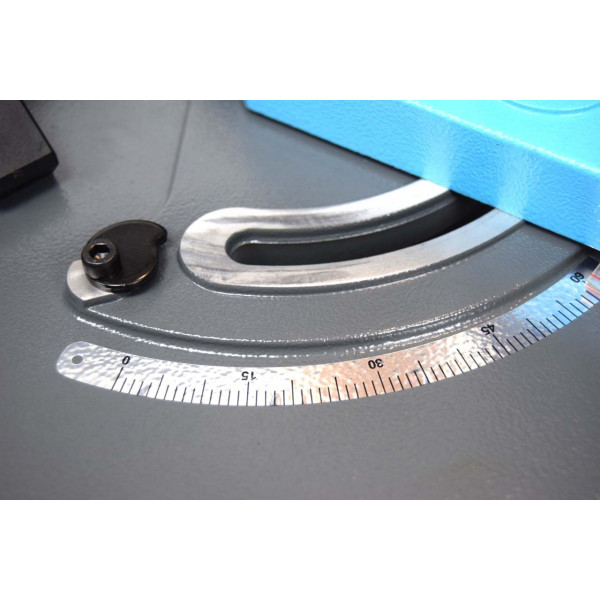 Ferăstrăul cu bandă metalică PMS 130/130 MO
