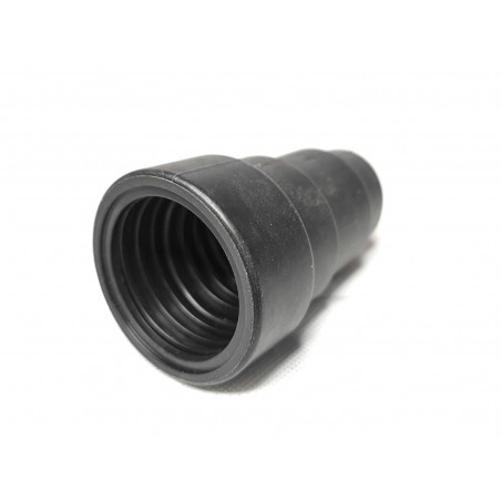 Adaptor pentru aspiratoare si scule AGP