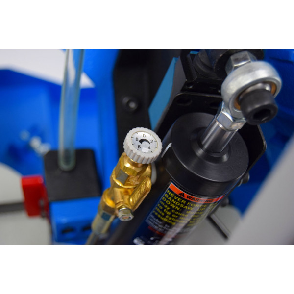 Ferăstrăul cu bandă metalică PMS 270/350 SAD-V (cu invertor) Pilana