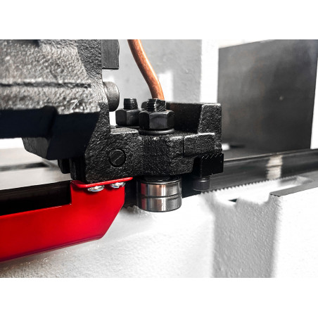 Ferăstrăul cu bandă pentru metal PMS 180/300 MO-BIL (pe roți) Pilana